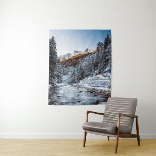 Tenture Automne et hiver rivière, forêt et montagnes