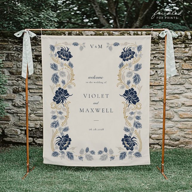 Tenture Bannière de bienvenue de mariage à fleurs bleu mar (Navy Blue Floral Art Nouveau Wedding Welcome Banner Tapestry)