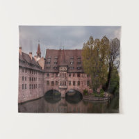 Bâtiment historique au coucher du soleil à Nurembe