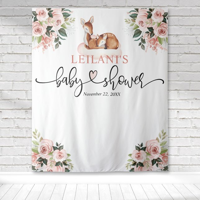 Tenture Bienvenue Fée Baby Shower Fond Floral Rose (Baby shower deer and fawn pink cloud pink floral botanical watercolor backdrop for photo ops.)