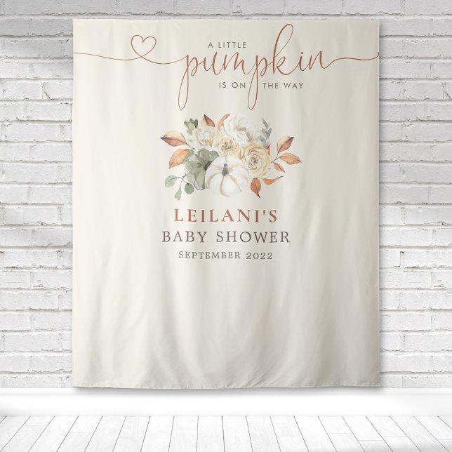 Tenture Bienvenue Petit Citrouille Baby shower Floral Rust (A little pumpkin is on the way with fall florals and a white pumpkin baby shower tapestry for photos)