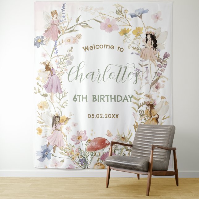 Tenture Bienvenue pour l'anniversaire des fées dans la pra (En situation)