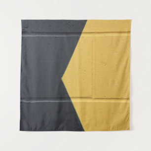 Tenture Black and yellow paint wall