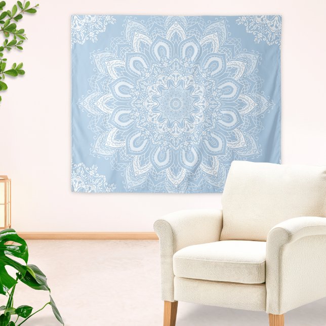 Tenture Boho bleu clair Mandala (Elegant Boho Tapestry with Light Blue Mandala Pattern)