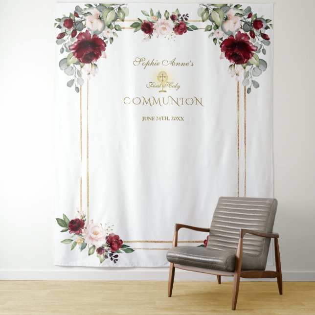 Tenture Bourgogne Blush Floral First Holy Communal Prop (En situation)