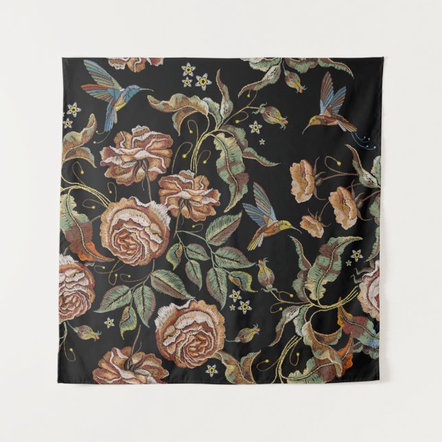 Tenture Broderie rose, Style Renaissance. (Devant)