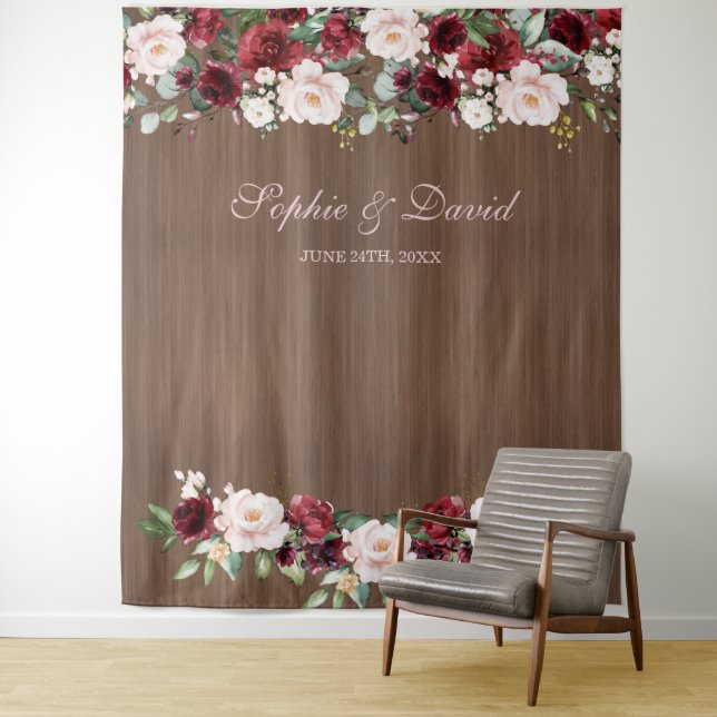 Tenture Burgundy Blush Wood Mariage Photo Booth fond (En situation)