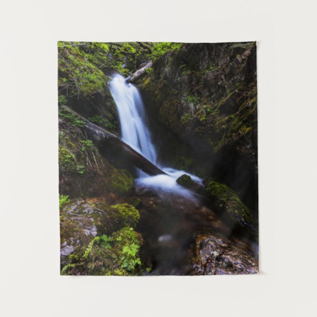 Tenture Cascade dans la forêt enchantée (Devant)