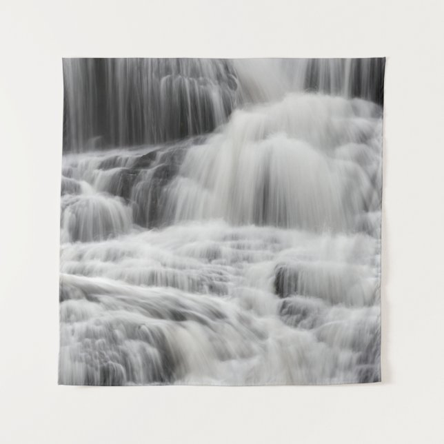 TENTURE CASCADES ET CASCADES NOIRES ET GRIS (Devant)