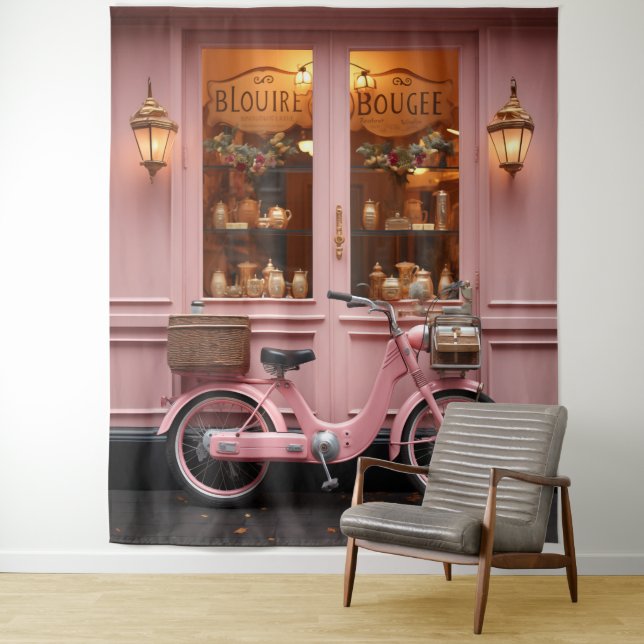 Tenture Charming Pink Storfront avec Vintage Moped (En situation)