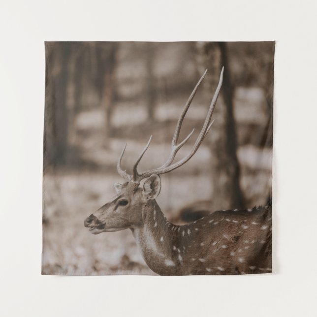 TENTURE CHER AVEC DES ANTLERS (Devant)