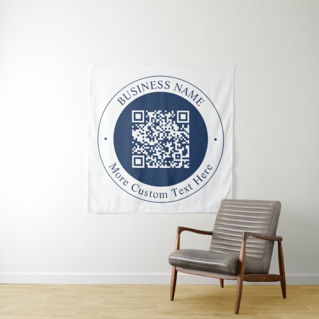 Tenture Code QR personnalisable & Texte | Bleu marine fonc (En situation)