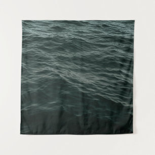 TENTURE CORPS BLEU D'EAU PENDANT LA JOURNÉE