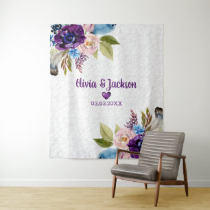 Tenture Damas Blanches Et Fleurs Aquarelles