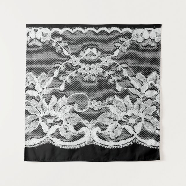 Tenture Dentelle florale blanche : arrière - plan noire. (Devant)
