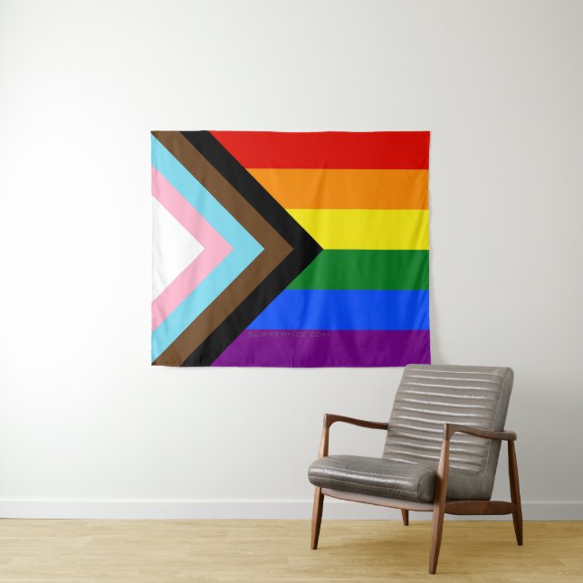 Tenture Drapeau de fierté Progress Pride de SlipperyJoe si (En situation (horizontale))