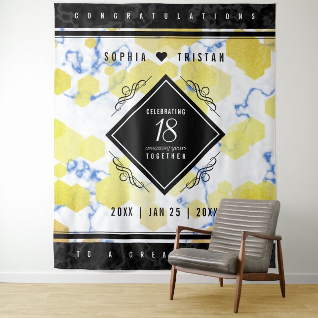 Tenture Élégant 18ème Anniversaire de Mariage en Porcelain (En situation)