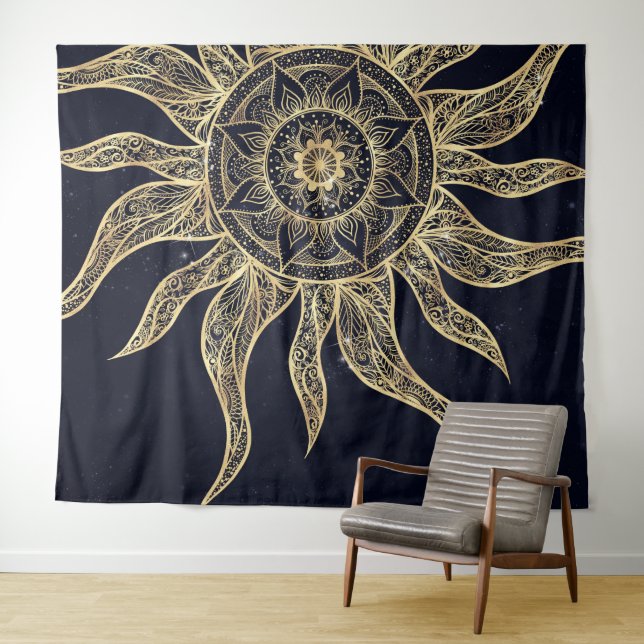 Tenture Elégant Gold Sun Mandala Blue Nebula Design (En situation (horizontale))