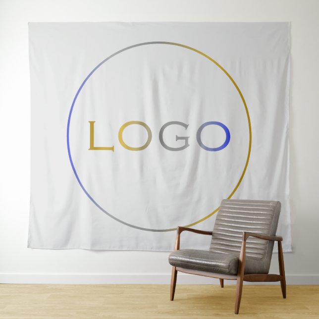 Tenture Entreprise Single Large Logo sur Light Grey (En situation (horizontale))