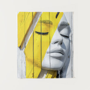 Tenture Fille cachée derrière des fragments jaunes