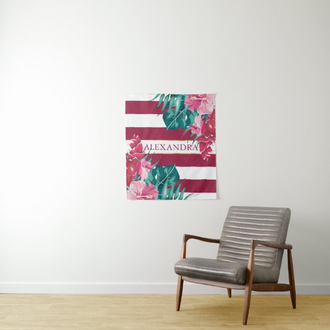 Tenture Fleurs exotiques roses rayées Bourgogne (En situation)