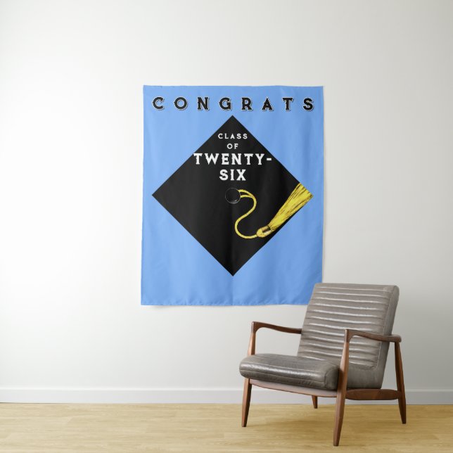 Tenture Fond de décor pour fête de remise de diplômes bleu (En situation)