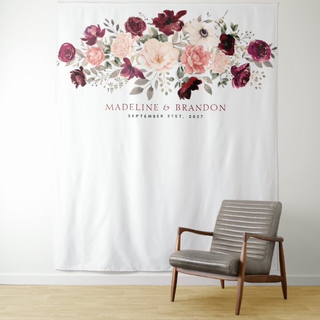 Tenture Fond de mariage Burgundy Blush (En situation)