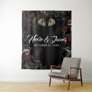 Tenture Fond de mariage Fleurs Roses Noires Crânes Gothiqu