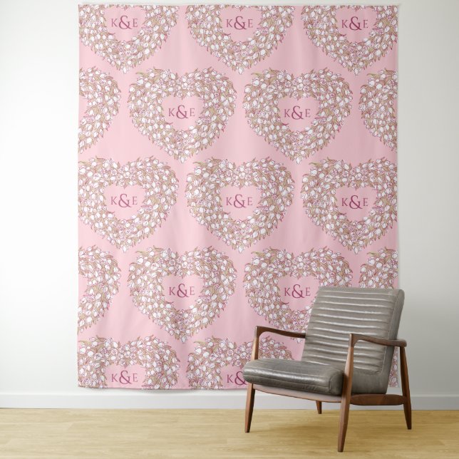 Tenture Fond de mariage monogramme rose blanc tulipes (En situation)