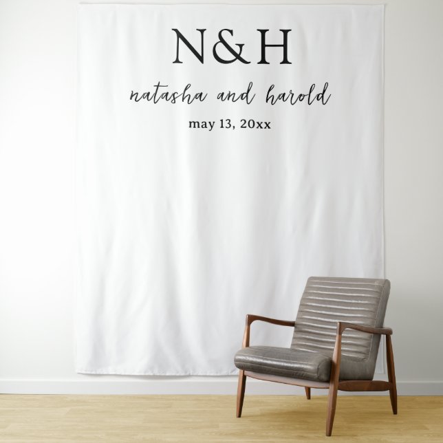 Tenture Fond de mariage noir et blanc à monogramme gras (En situation)