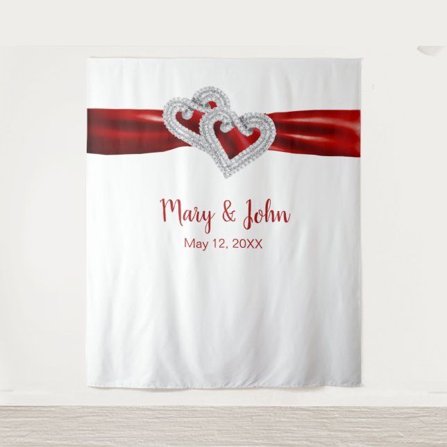 Tenture Fond de mariage ruban rouge coeurs de diamant (Devant)