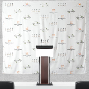 Tenture Fond personnalisé blanc avec trois logos pour entr