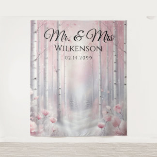 Tenture Frosted Petals in a Winter Woodland Wedding 