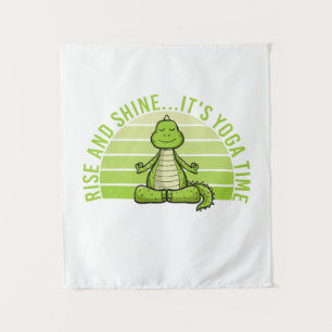 Tenture Funny cute crocodile doing yoga. funny yoga quotes