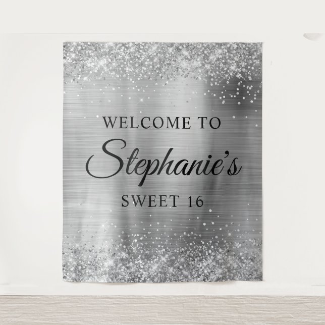 Tenture Glittery Silver Foil Bienvenue à Sweet 16 (Devant)
