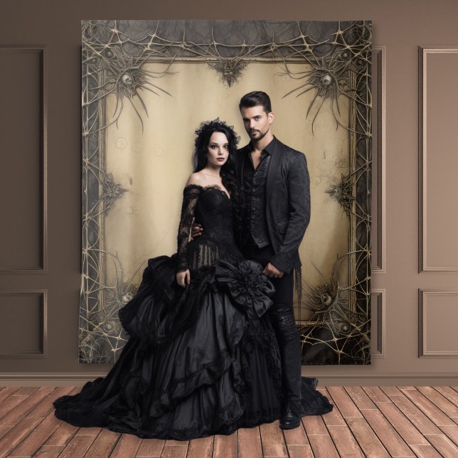 Tenture Gothique Moody Noir foncé et Vieux Vins et Crânes  (Créateur téléchargé)