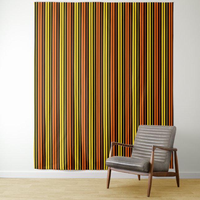 Tenture Jaune et orange rayures verticales noires   (En situation)