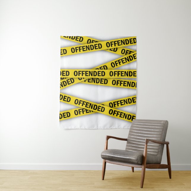 Tenture Je suis offensé que la police ne croise pas (En situation)