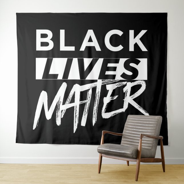 Tenture Les vies noires sont énormes (En situation (horizontale))