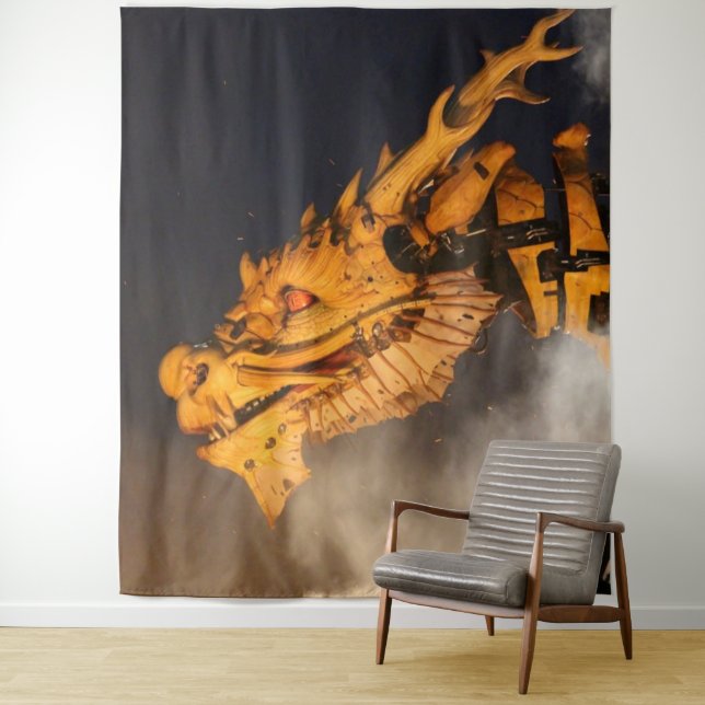 Tenture Les yeux rouges de la tête de dragon (En situation)