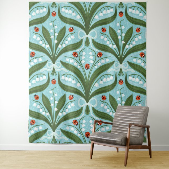 Tenture Lit de la vallée et la symétrie des coccinelles en (En situation)