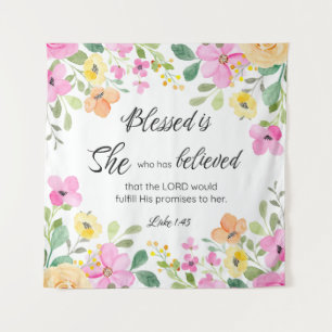 Tenture Luc 1:45 Béni est Elle, Écriture Féminine Floral