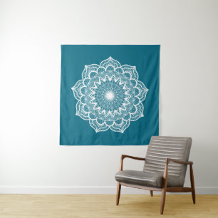 Tenture Mandala blanc sur fond bleu