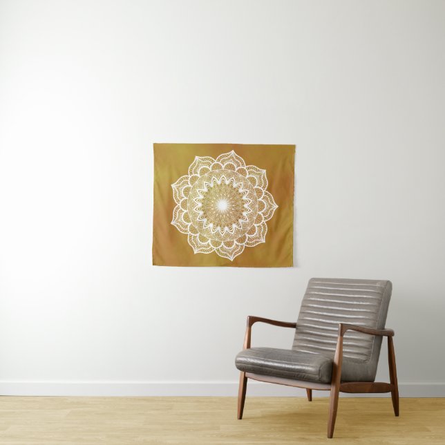 Tenture Mandala blanc sur fond doré (En situation (horizontale))
