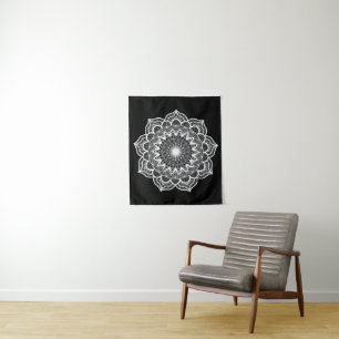 Tenture Mandala blanc sur fond noir