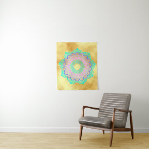 Tenture Mandala Coloré sur Fond Doré Clair Petit