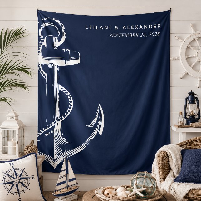 Tenture Mariage à l'ancre nautique (Nautical anchor wedding backdrop that is modern and simple for a classic beach reception.)