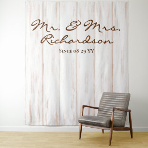 Tenture Mariage en planches de bois blanc vieilli rustique