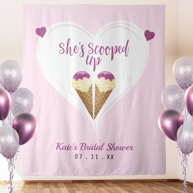Tenture Mariage glacé rose en forme de cœur (Scooped Up Pink Ice Cream Heart Bridal Shower Tapestry
)