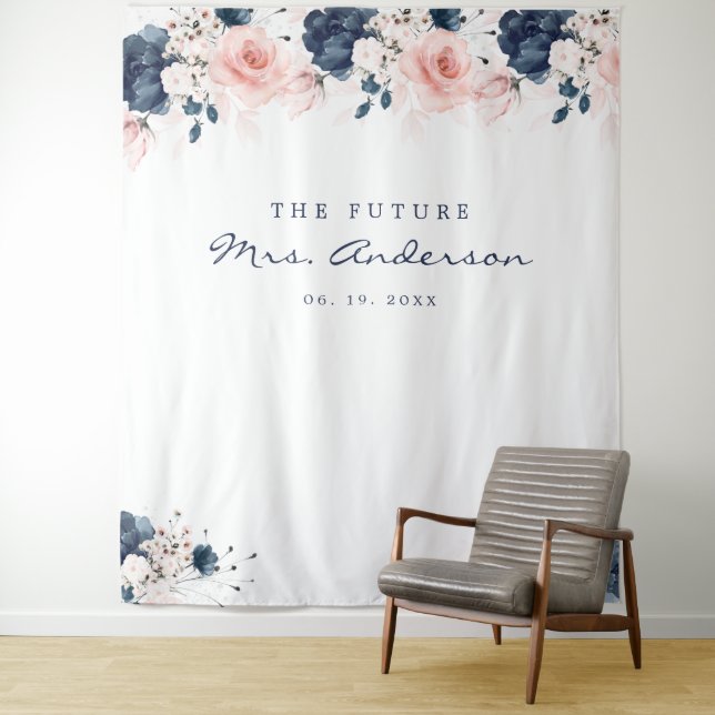 Tenture Mariage Navy Blue et Rose Pâle Floral Shower (En situation)